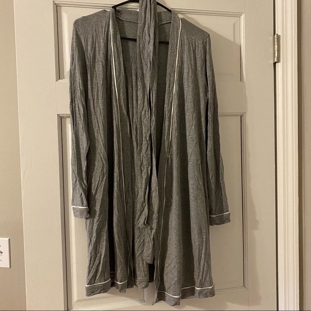 Gray Aerie Robe NWOT